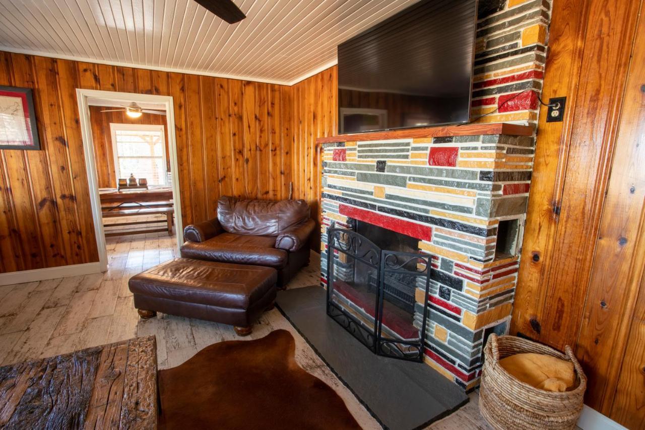Nebo'S Foot, Hiking And Biking Escape With Game Shed Villa Dardanelle Exterior photo